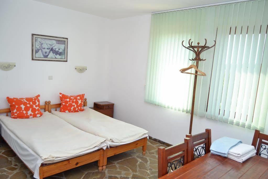 Guest House Diabora Arbanasi Exteriör bild
