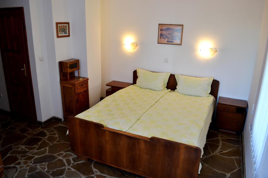 Guest House Diabora Arbanasi Rum bild
